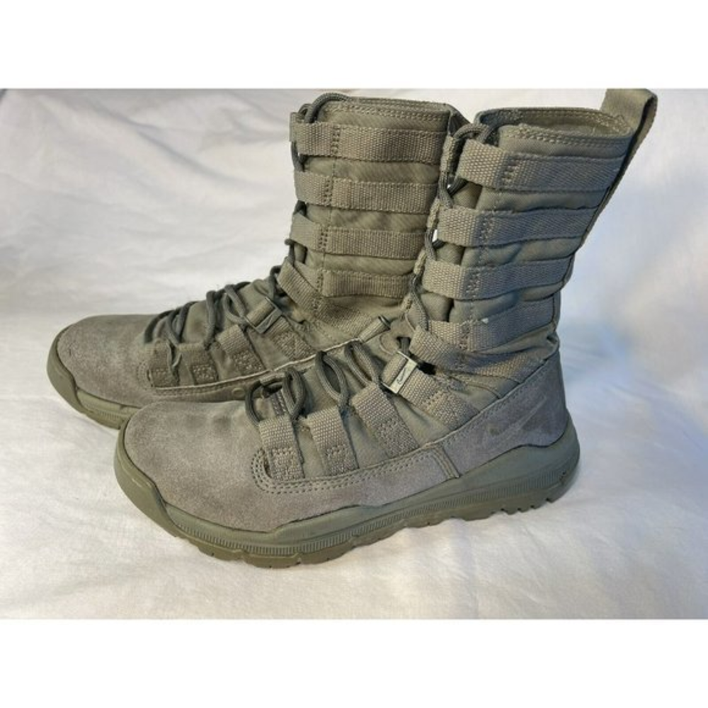 Nike Women's Tactical Combat Boots Olive Green women’s 6.5